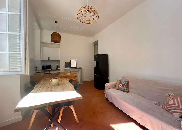 Le Zeus - St Henri Seafront Unique 2bedrooms *